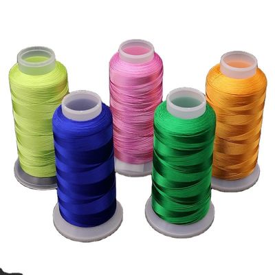 4000m Computer Polyester Borduurdraad in verschillende kleuren voor Borduurmachine