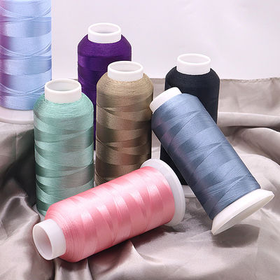 4000 Yard Pure Color Filament Garment 100% Polyester Borduurdraad voor Machine 720 Kleuren