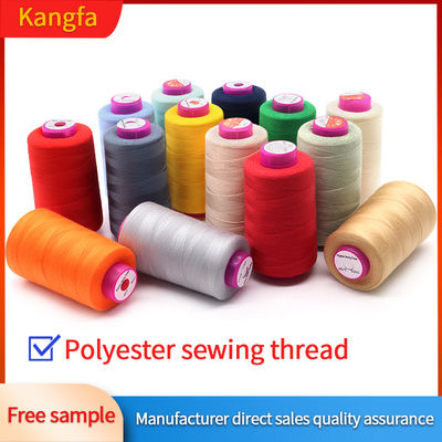100% polyester naalddraad 40/2 5000yds Geverfd spons voor machine naaldstuk Handdoek