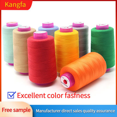 100% polyester naalddraad 40/2 5000yds Geverfd spons voor machine naaldstuk Handdoek