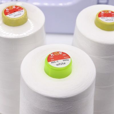 Witte 40/2 polyester naalddraad ideaal voor het maken van quiltmachines en beddengoed