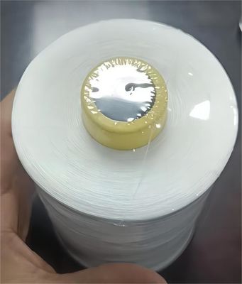 Madeira Computerized Sewing Machine 40/2 Spun Polyester Sewing Thread met gratis monster