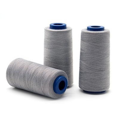 Antistatisch naaigarn 40/2 roestvrij staal en polyester voor geleidende behoeften