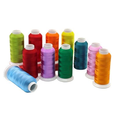 700 kleuren 100% polyester borduurdraad voor machineborduur Vinnige levering