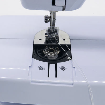 Gemakkelijk te bedienen Multi Function Mini naaimachine ufr-608 9w Lichtgewicht en Duurzaam