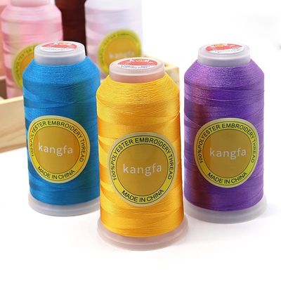 120D/2 100% polyester borduurdraad voor borduurmachine 4000 Yard/cone 700 Kleuren