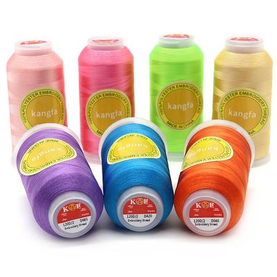4000Y Borduurmachine Draden 100% Polyester 120d/2 voor in Low Shrinkage Borduurwerk