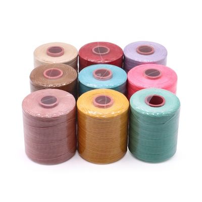 Gepersonaliseerde 0,8 mm 1 mm 100% polyester plat gewassen gevlochten draad waterdicht voor lederwaren