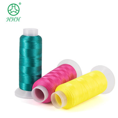 Hoge sterkte 120d/2 100% viscose rayon borduurdraad voor borduurmachinebehoeften