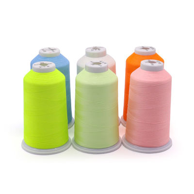 27 Kleuren Polyester 150D/2 Lichtgevende draad voor Jean Naaien Reflectieve Borduurdraad